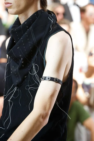Look 83